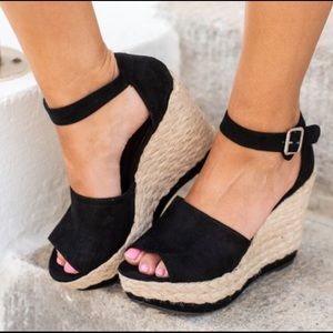 black and tan wedges!